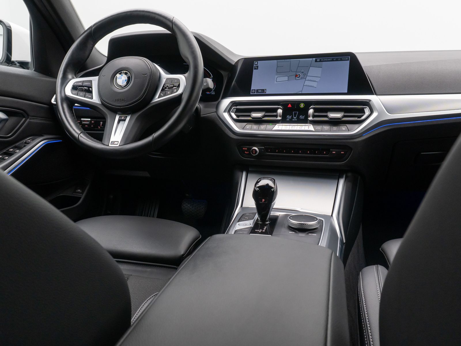 BMW 330i Sport Line - Samsaru's Car Outlet