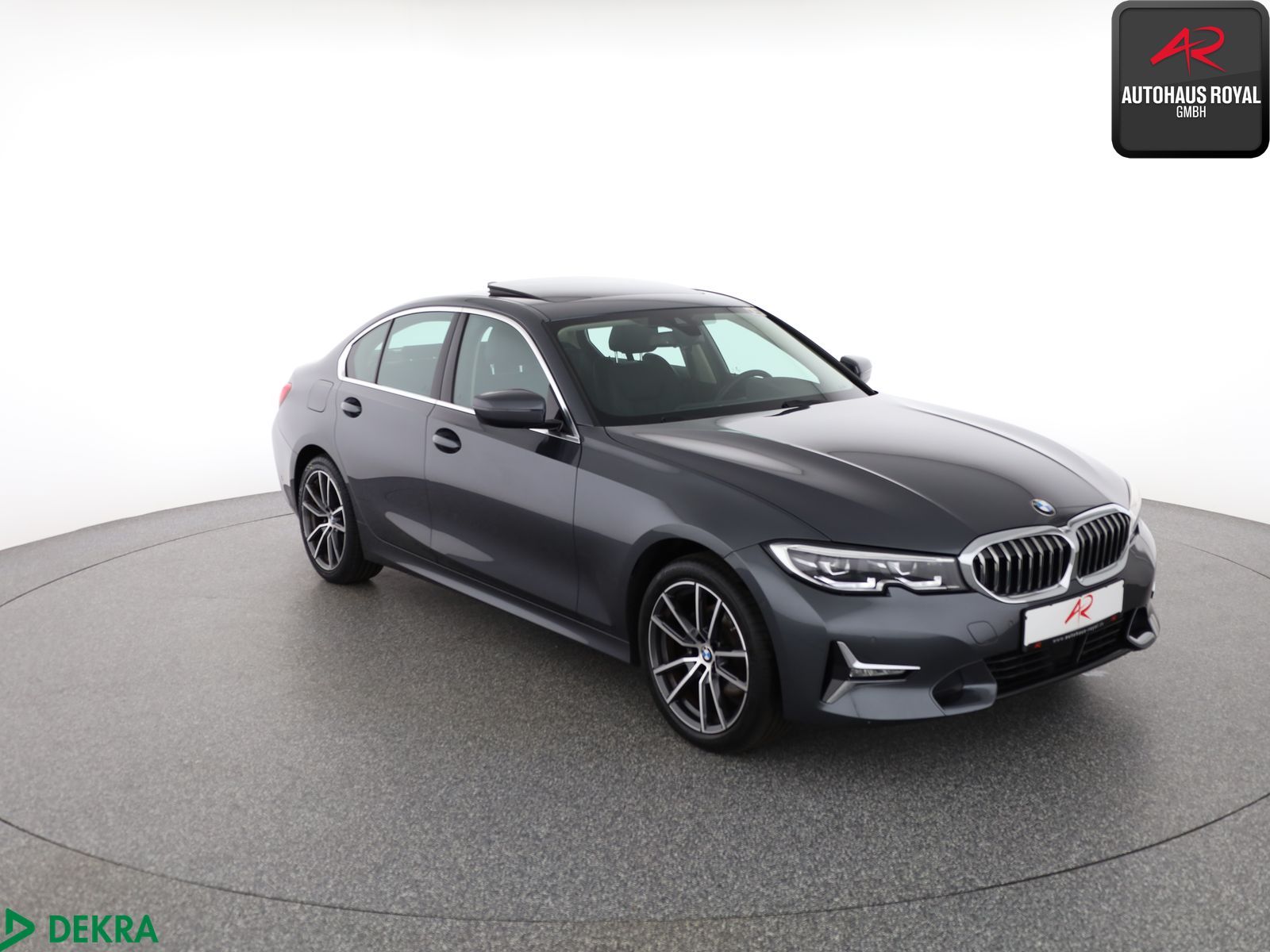 BMW 320 d xDrive LUXURY LINE GLASDACH,ACC,KAMERA,18Z