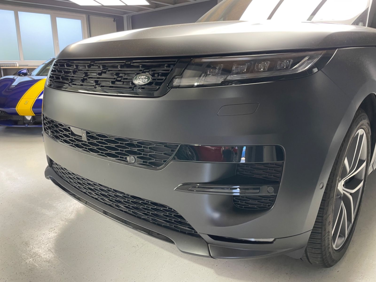 Range Rover Sport P530 First Editon Autobio - Samsaru's Car Outlet