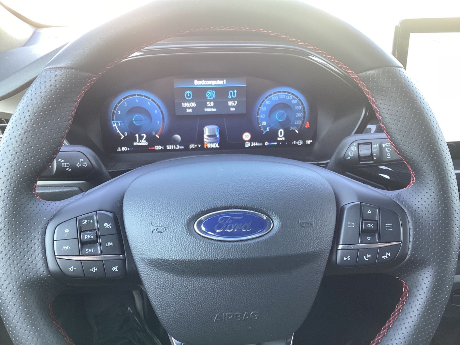 Ford Focus Turnier ST-Line X, AHK, GJR, TWA, RFK, WP