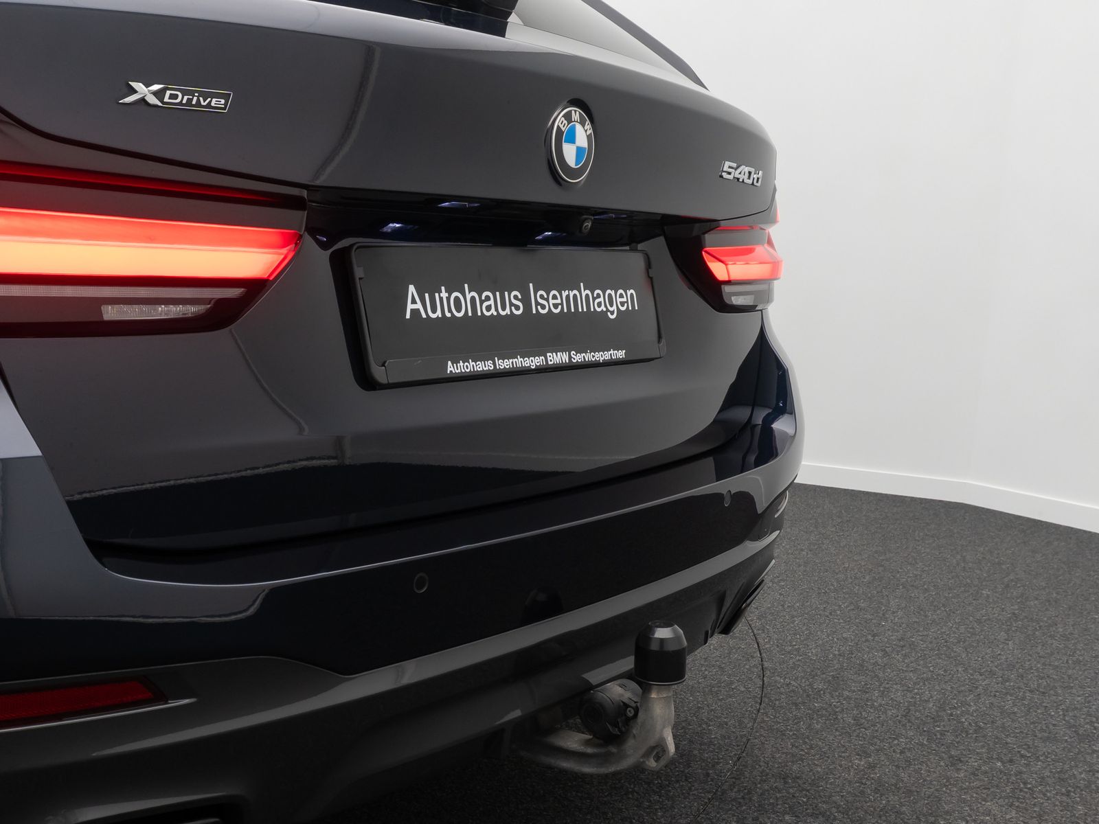 BMW 540d xD M Sport 360° HUD DAB H/K Panorama 20Zoll