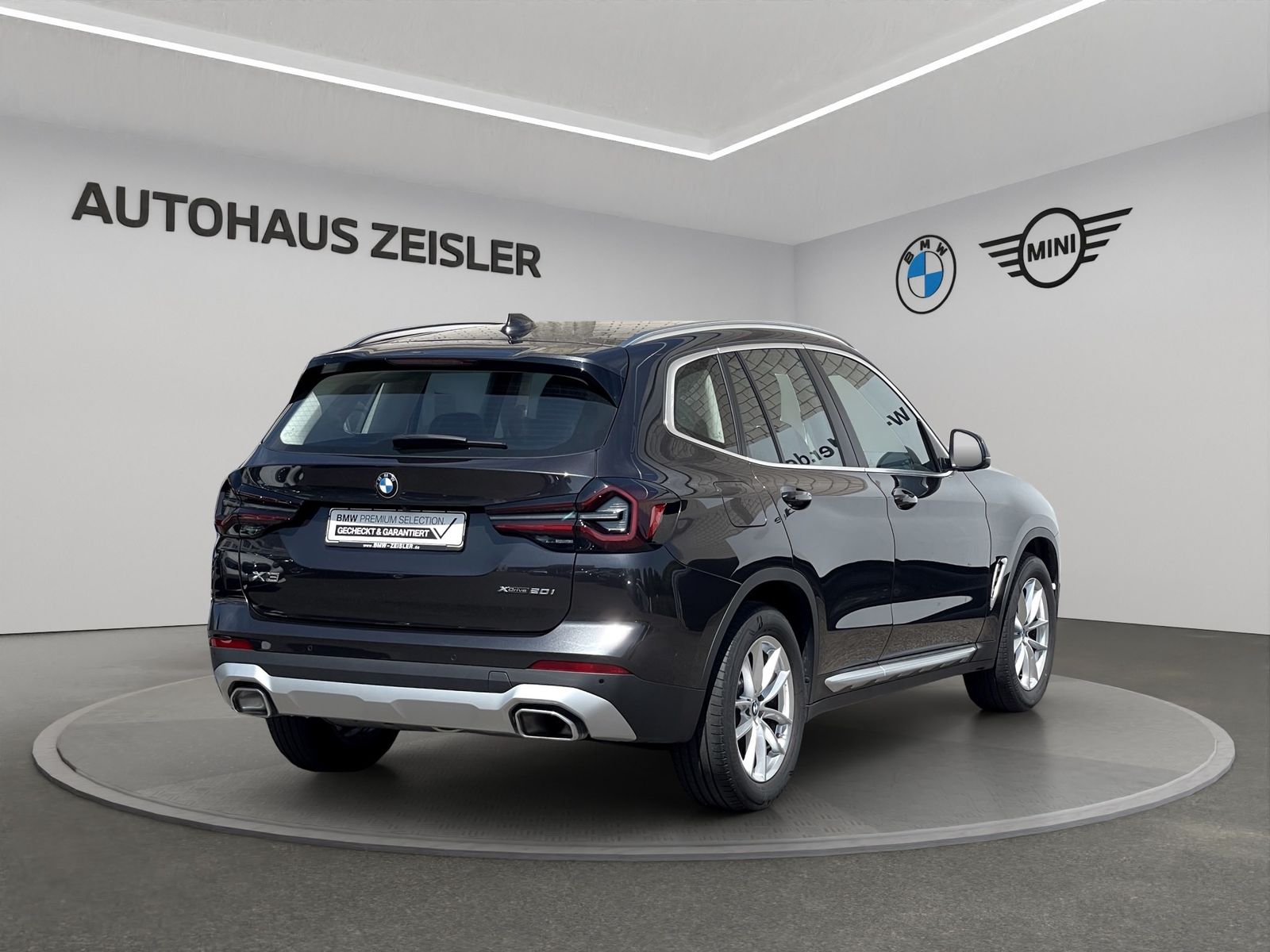 BMW X3 xDrive20i - Samsaru's Car Outlet