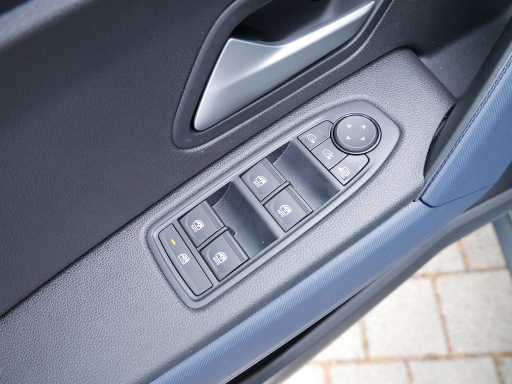 Dacia Duster Journey HYBRID 140 - Samsaru's Car Outlet