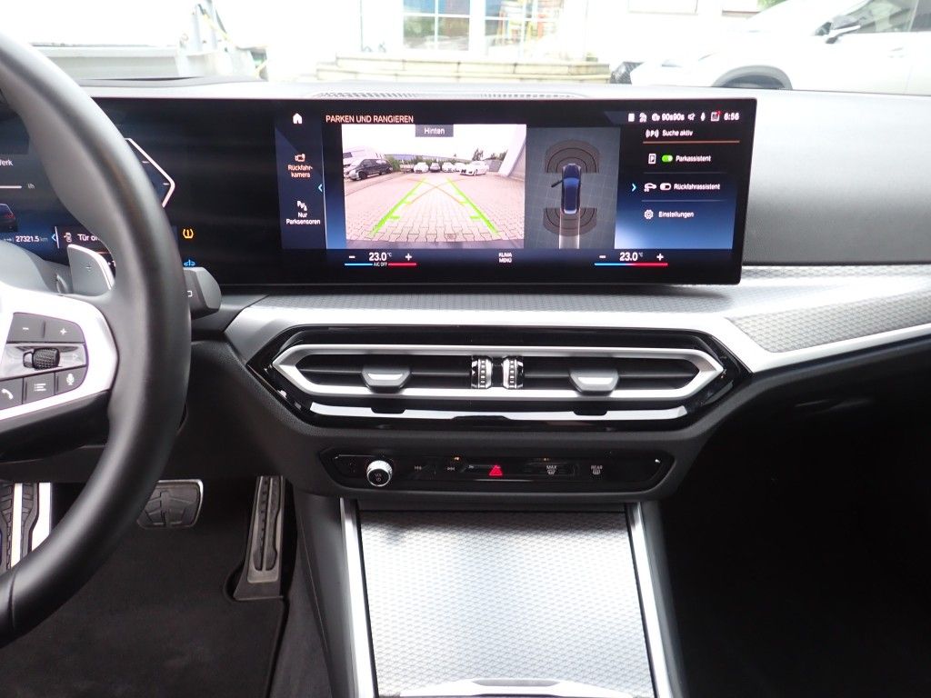 BMW 330 i Touring M Sport - Samsaru's Car Outlet