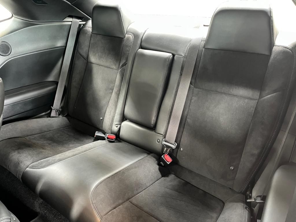 Dodge Challenger 5.7 R/T Cam+Navi+Sitzklima+Xenon+AUT
