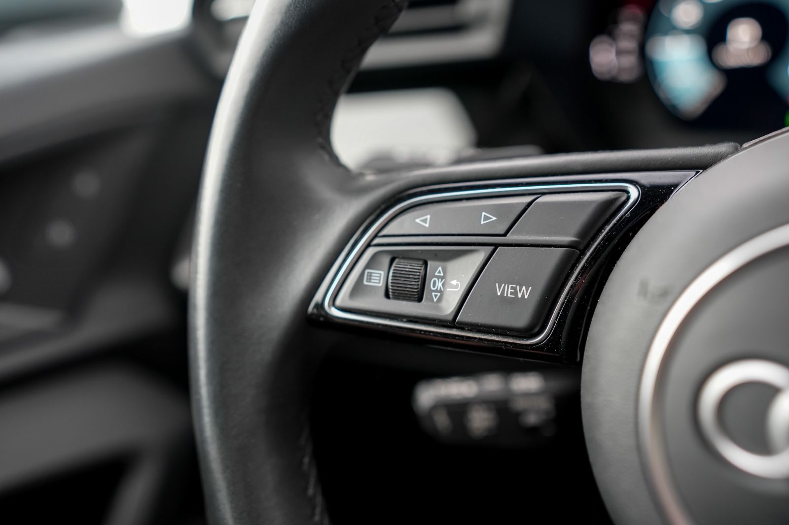 Audi A3 Sportback 35 TFSI advanced - Samsaru's Car Outlet