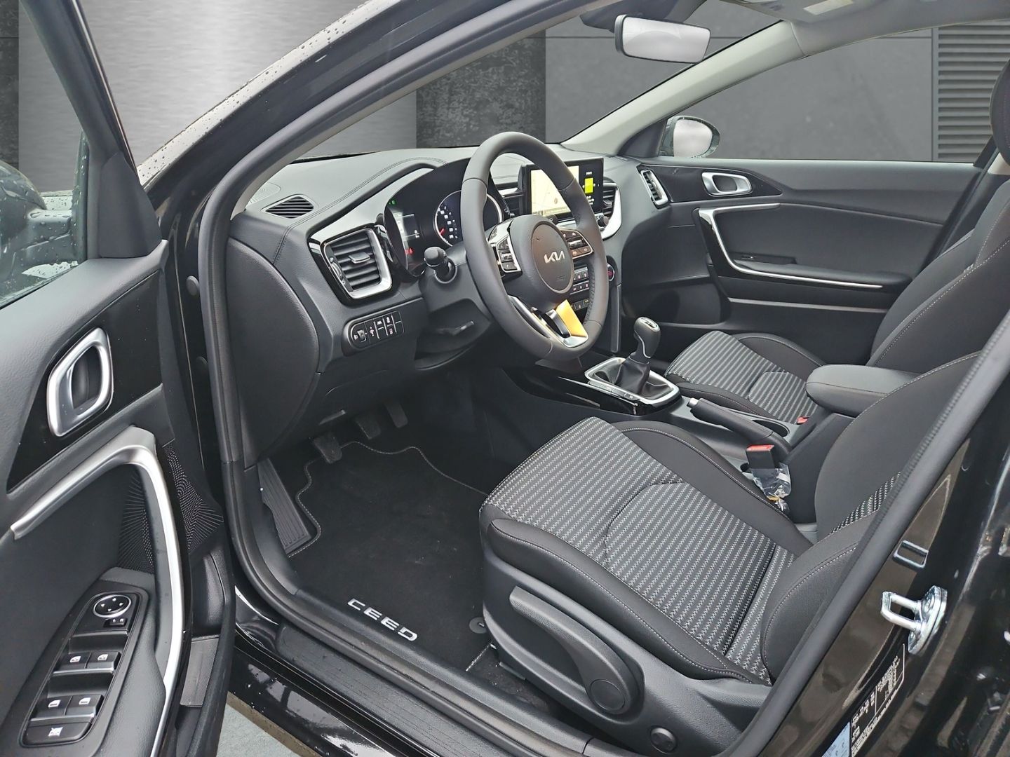 Kia Ceed Lim 1.0T Vision Komfort - Samsaru's Car Outlet