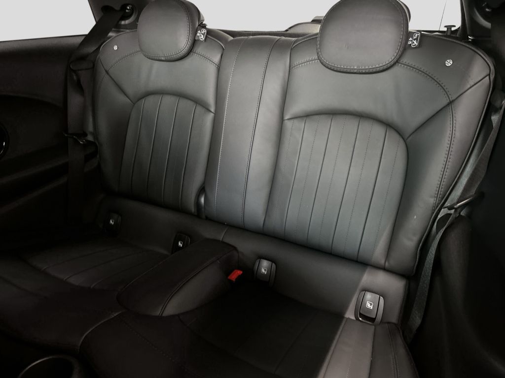 MINI Cooper SE MINI Yours - Samsaru's Car Outlet