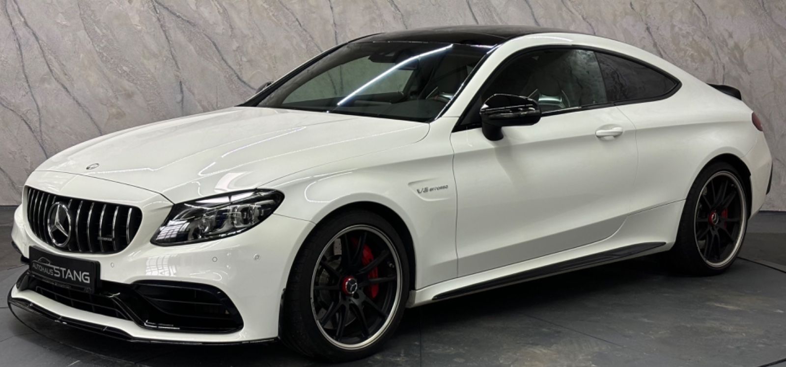 Mercedes-Benz C 63 S AMG - Samsaru's Car Outlet