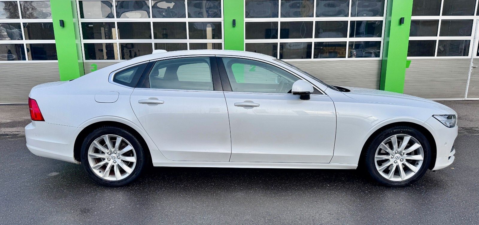 Volvo S90 Geartronic Momentum+ LEDER+LED+360°CAM+1A