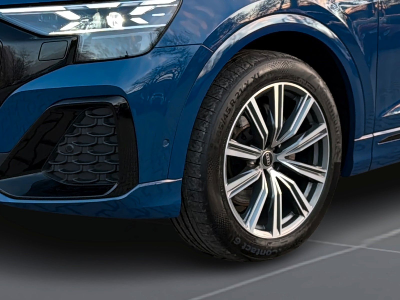 Audi Q8 50 TDI quattro S line 21"  Valcona B&O Laser