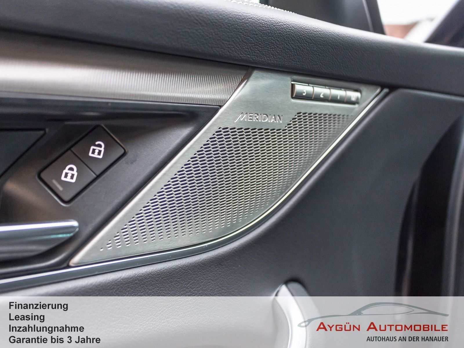 Jaguar F-PACE D300 R-Dynamic SE*90th Edit*AHK*Pano*HUD*
