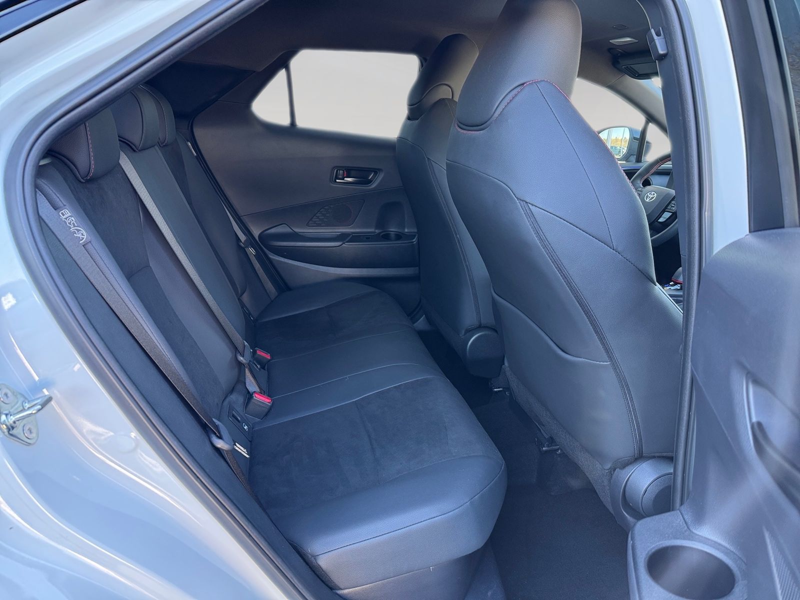 Toyota C-HR 2.0 Hybrid 4X4 GR Sport - Samsaru's Car Outlet