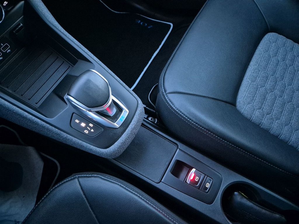 Renault ZOE Z.E. 50 INTENS - Samsaru's Car Outlet