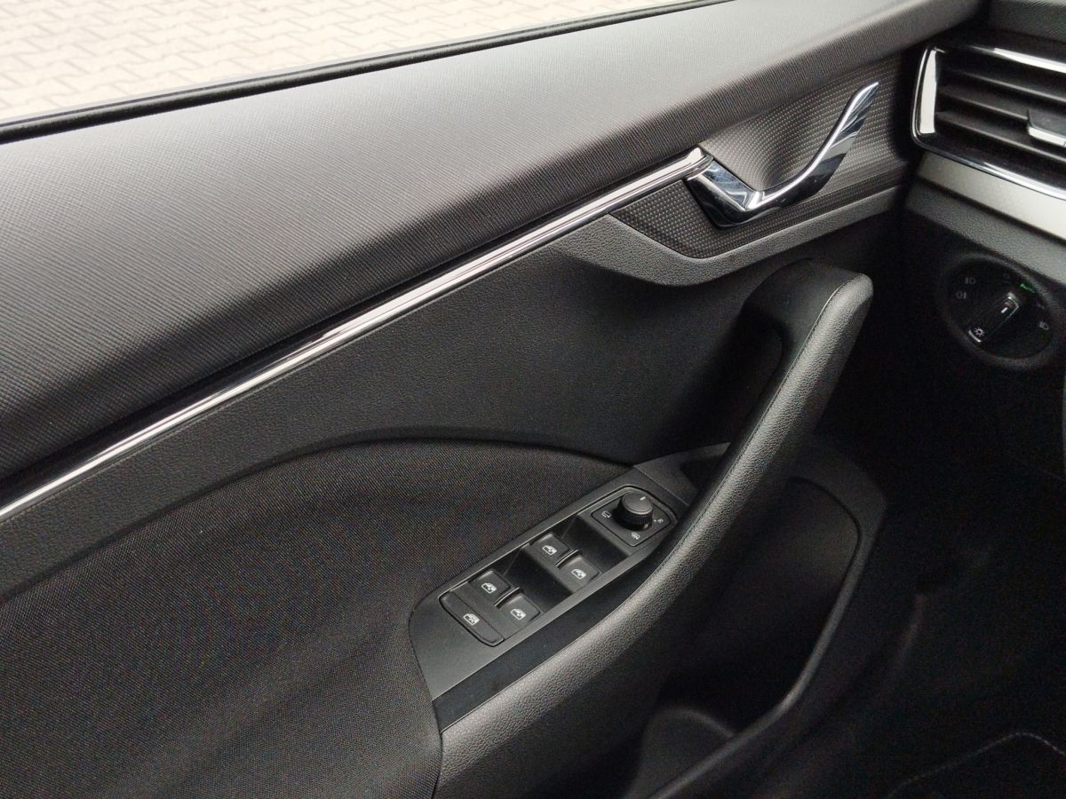 Skoda Kamiq 1.5 TSI Clever - Samsaru's Car Outlet