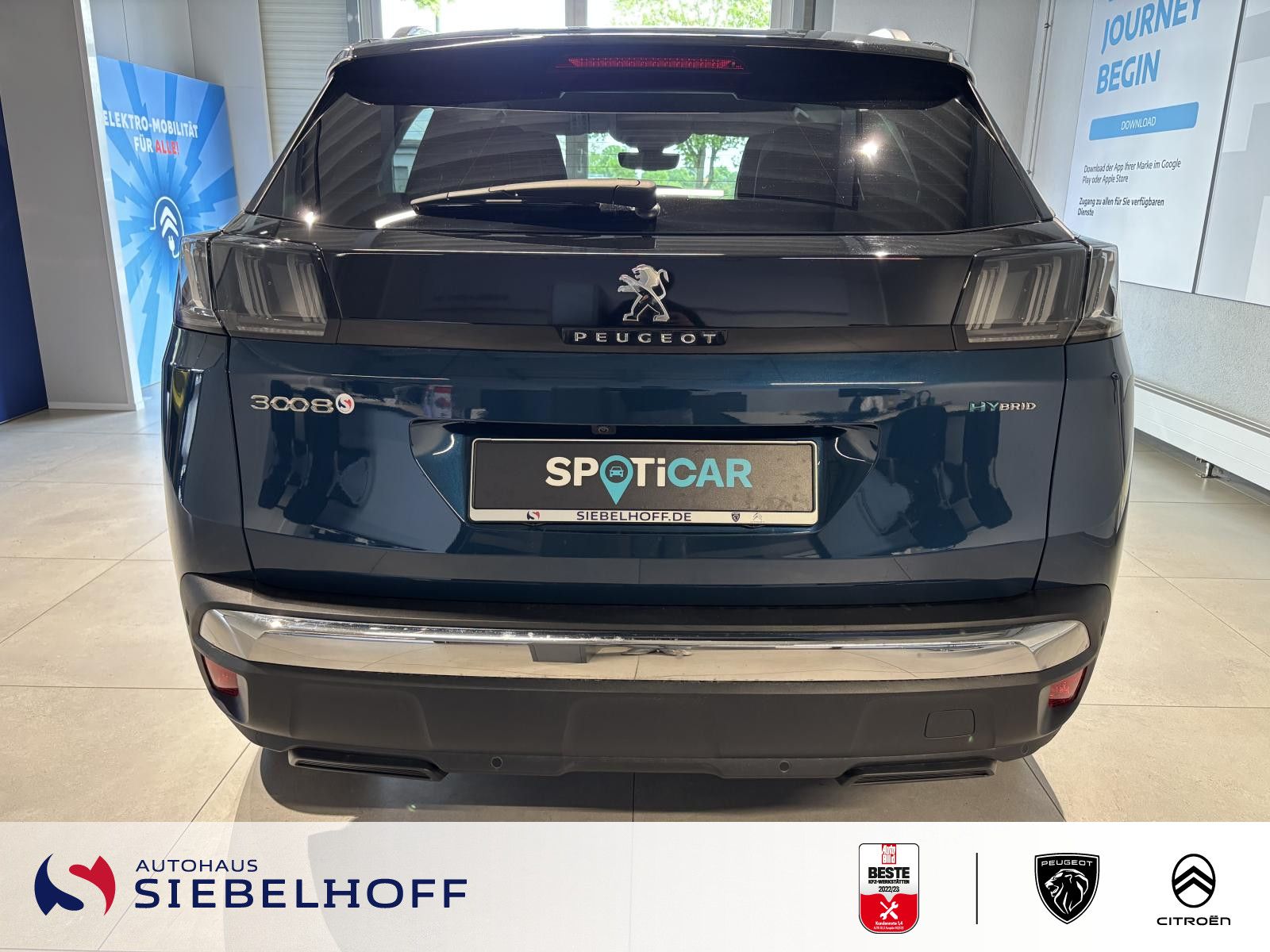 Peugeot 3008 Roadtrip HYBRID 225 e-EAT8