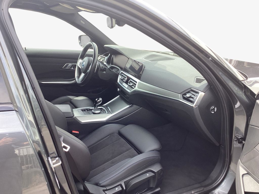 BMW 330e Aut. M Sport - Samsaru's Car Outlet