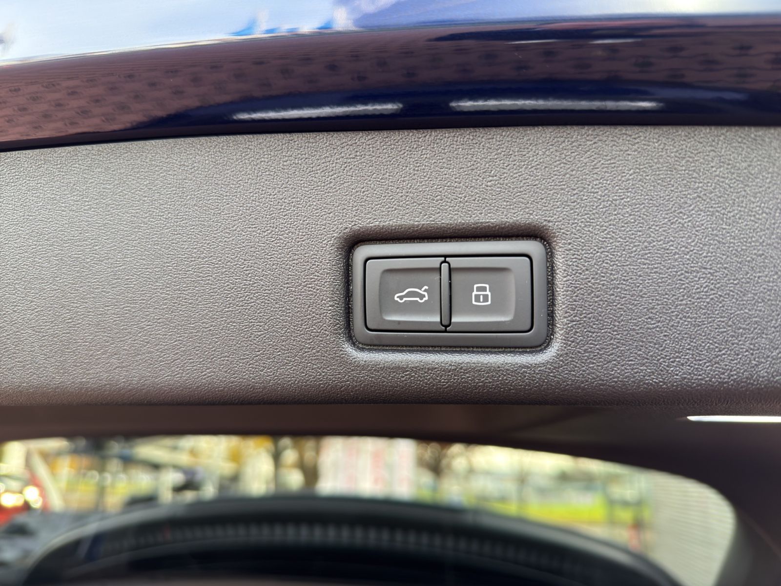 Audi Q5 TFSI S line Matrix Navi 360° AHK 21"