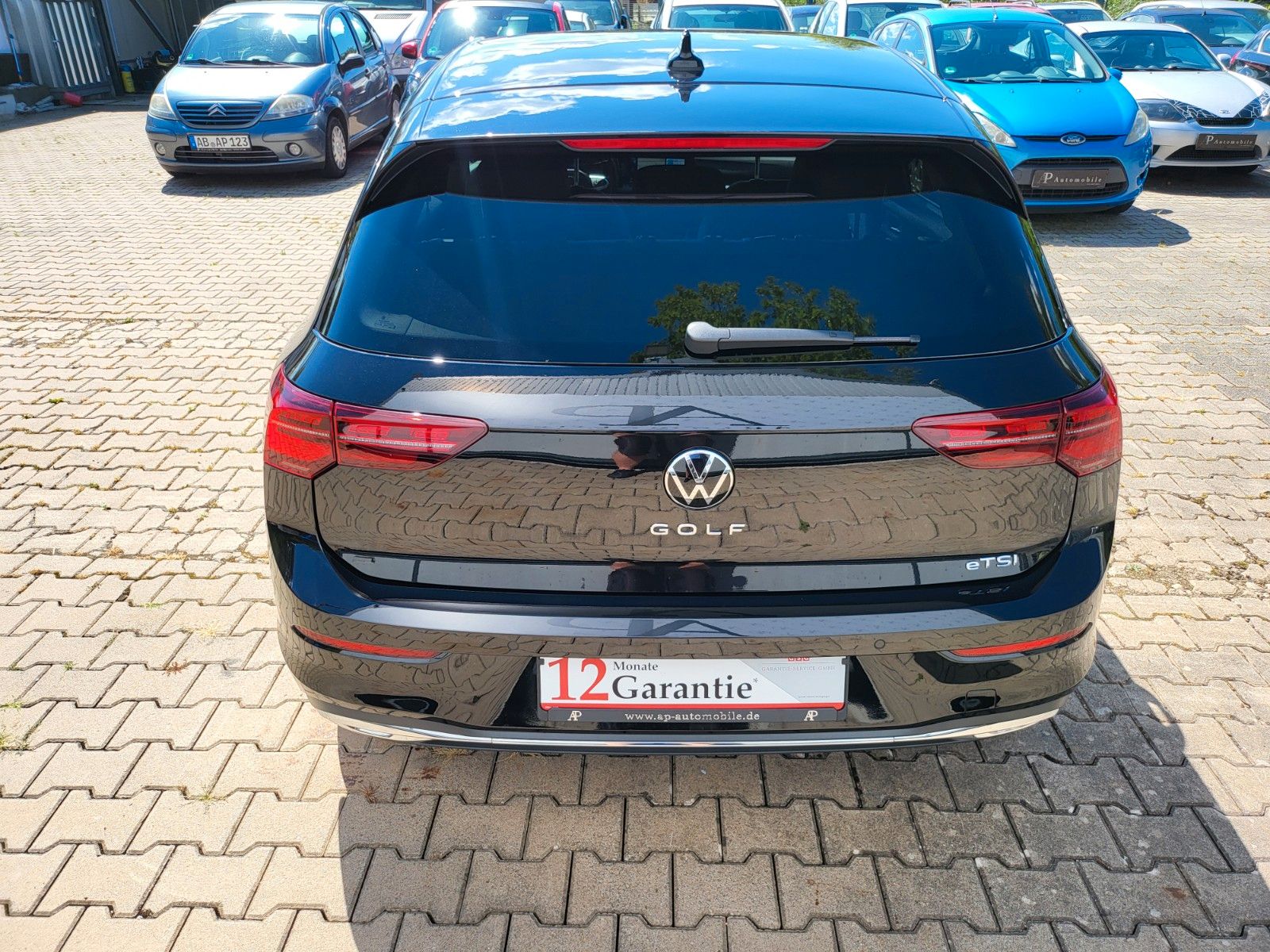 Volkswagen Golf VIII Lim. Active eTSI - Samsaru's Car Outlet