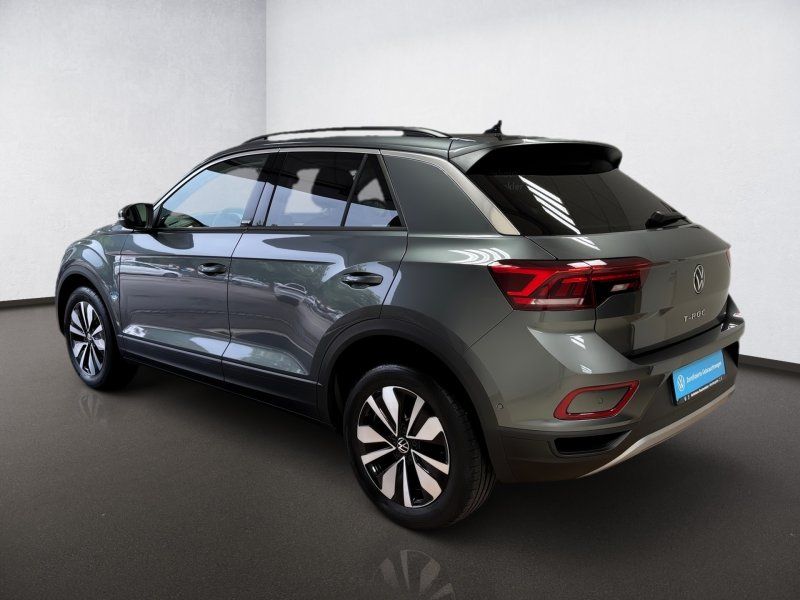 Volkswagen T-Roc 1.5 TSI Move - Samsaru's Car Outlet
