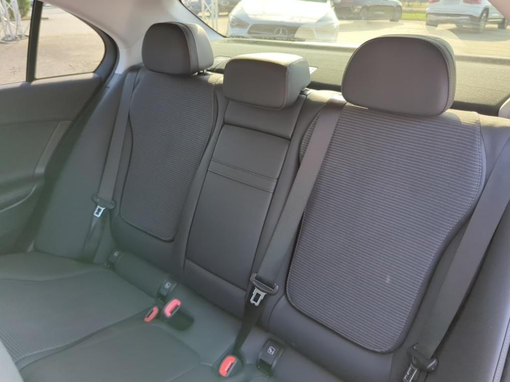 Mercedes-Benz C 200 d 9G-AUT Avantgarde - Samsaru's Car Outlet