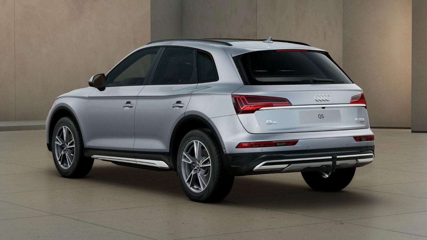 Audi Q5 SUV Advanced 45 TFSI quattro S tronic - Samsaru's Car Outlet