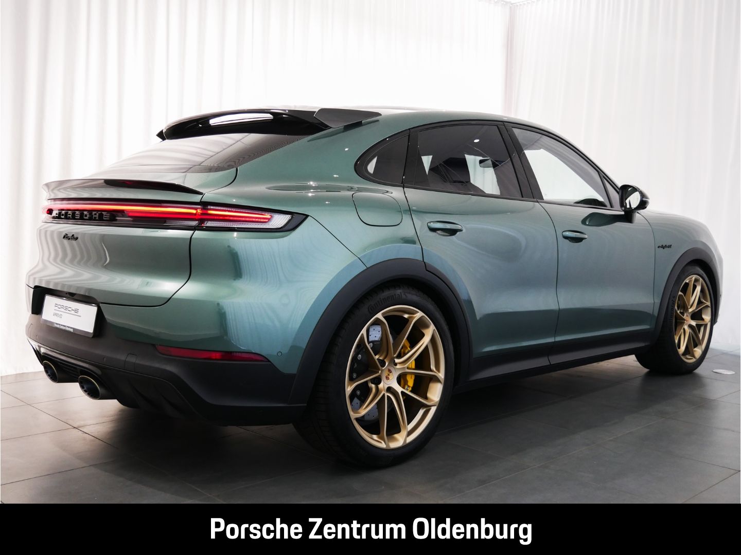 Porsche Cayenne Turbo E-Hybrid Coupe mit GT-Paket PTS