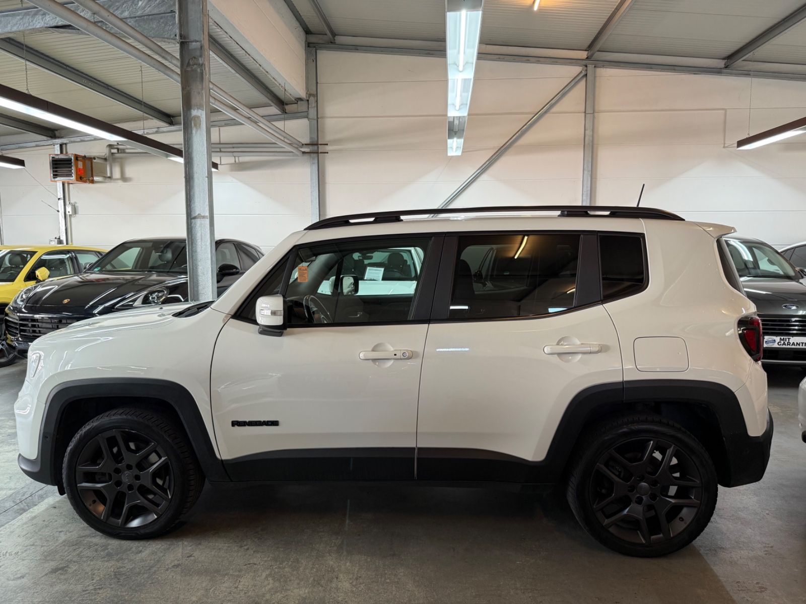 Jeep Renegade S Plug-In-Hybrid 4xe - Samsaru's Car Outlet