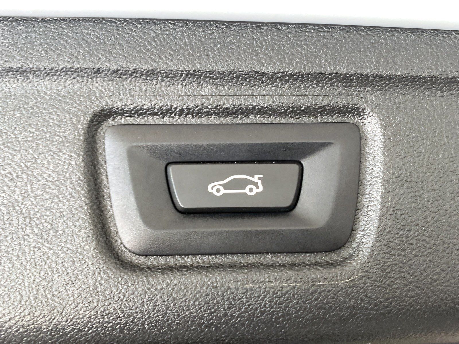 BMW 320e xDrive Touring - Samsaru's Car Outlet