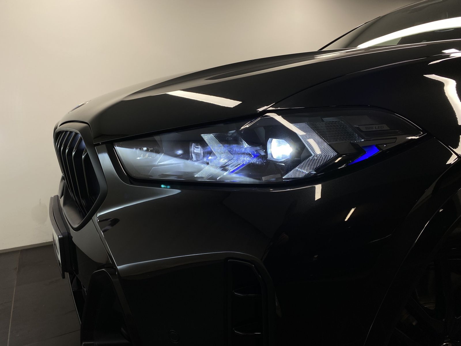 BMW X6 xDrive40d M Sportpaket Pro DA. Prof. PA. Prof