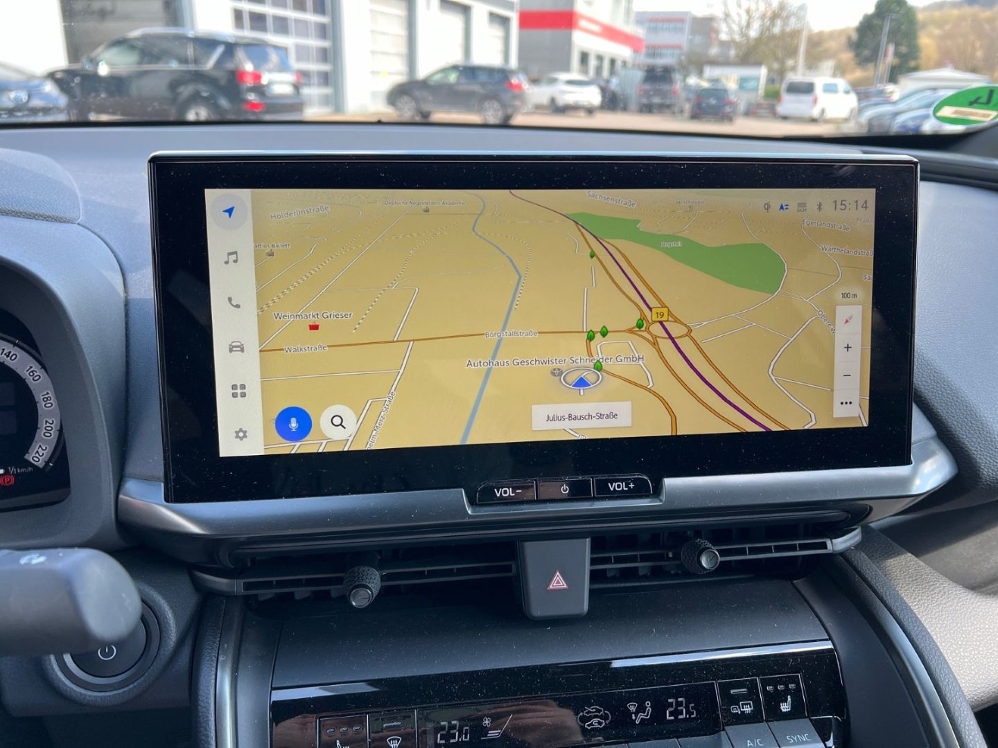 Toyota C-HR 1.8l Hybrid - Samsaru's Car Outlet