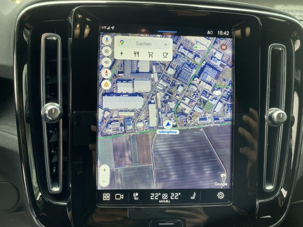 Volvo XC40 Plus Recharge Pure Electric StandHZG AHK Di