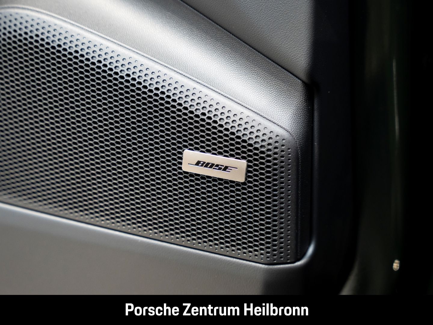 Porsche Macan 4S Offroad-Design PASM Felgen-Neodyme