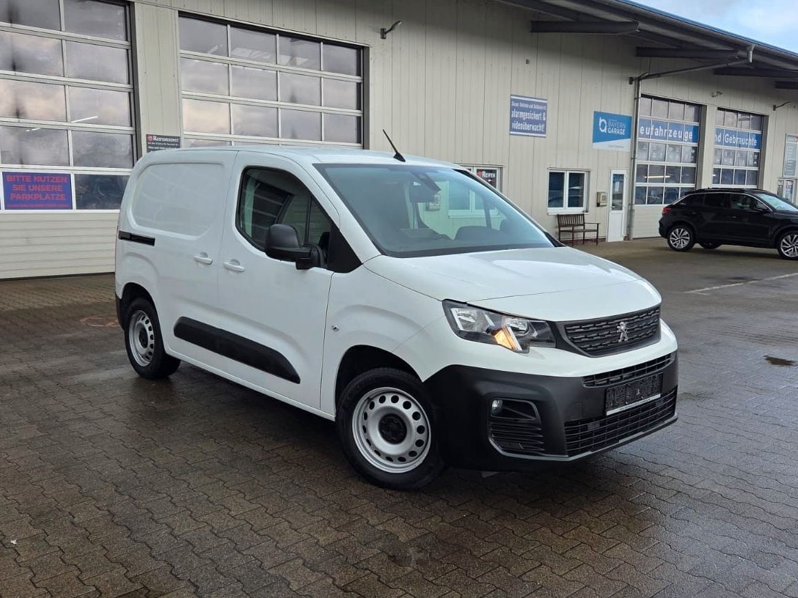 Peugeot Partner l1 1,5d - Samsaru's Car Outlet