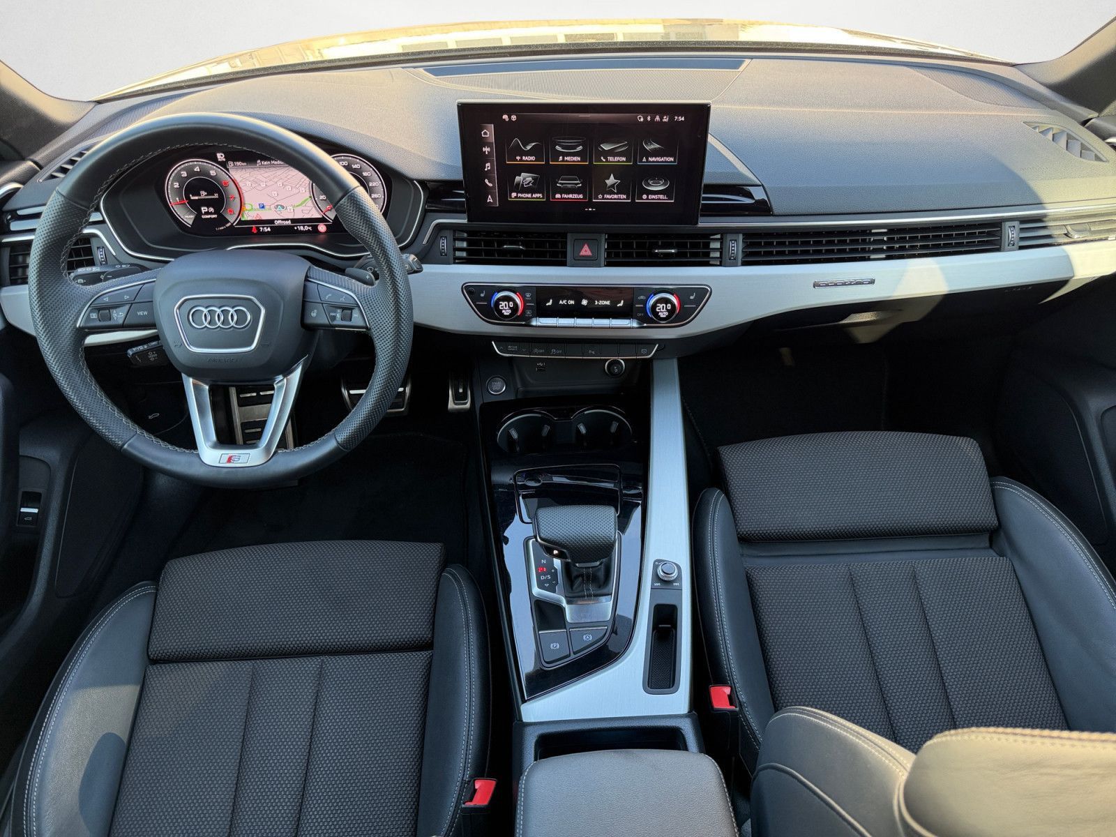Audi A4 Avant 40 TFSI quattr 40 TFSI quattro S-line M