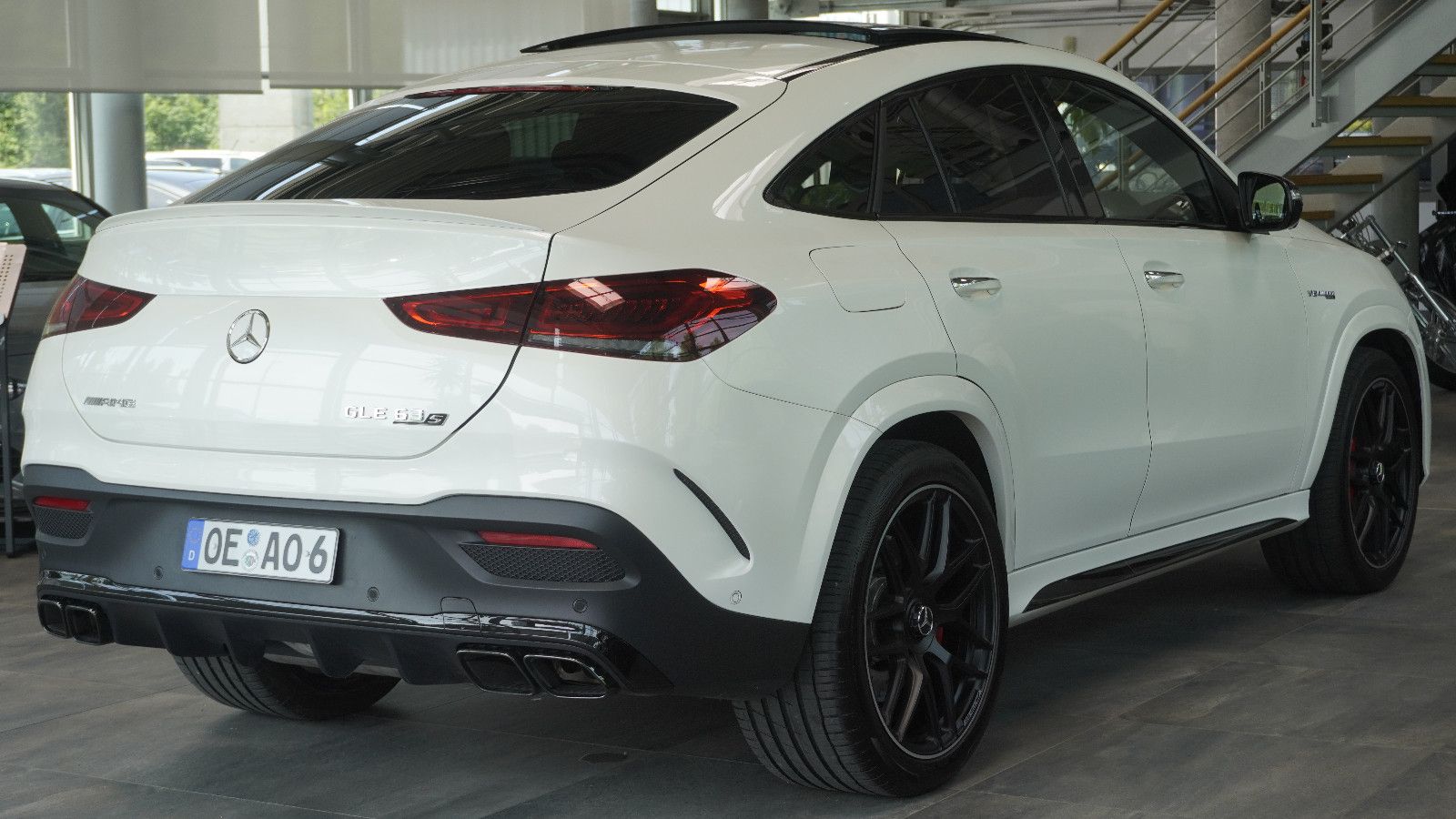 Mercedes-Benz GLE 63 S  AMG 4M*PANO*ACC*HEAD*AHK*21"
