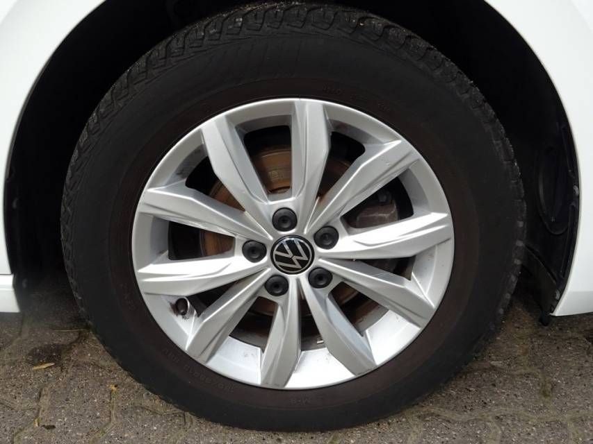 Volkswagen Polo VI 1.0 TSI Automatik Highline - Samsaru's Car Outlet