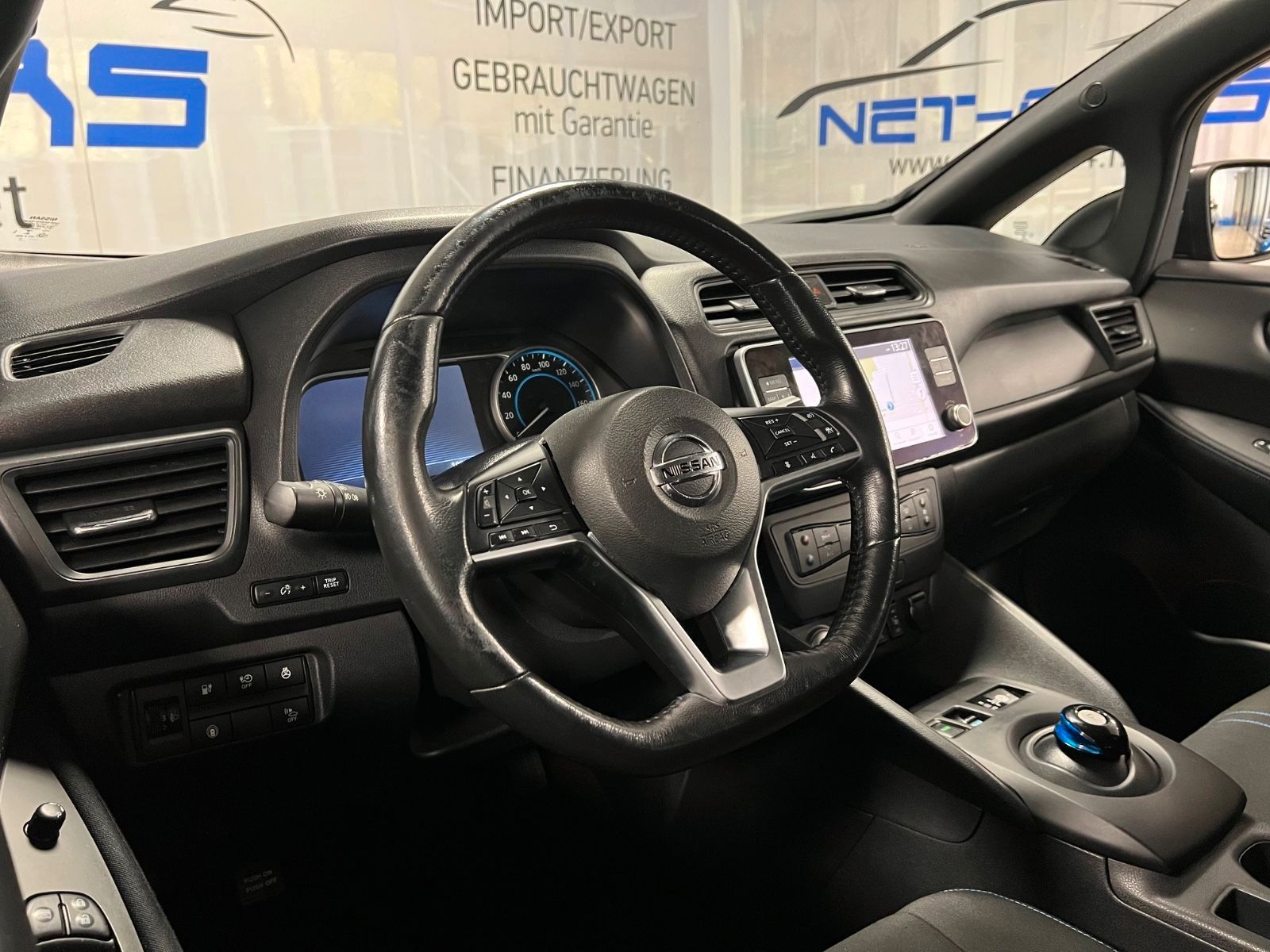 Nissan Leaf 62KWH - Samsaru's Car Outlet