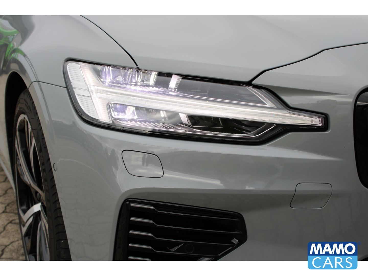 Volvo V60 T8 AWD Recharge Plus Dark EU6e AHK/360CAM/AC