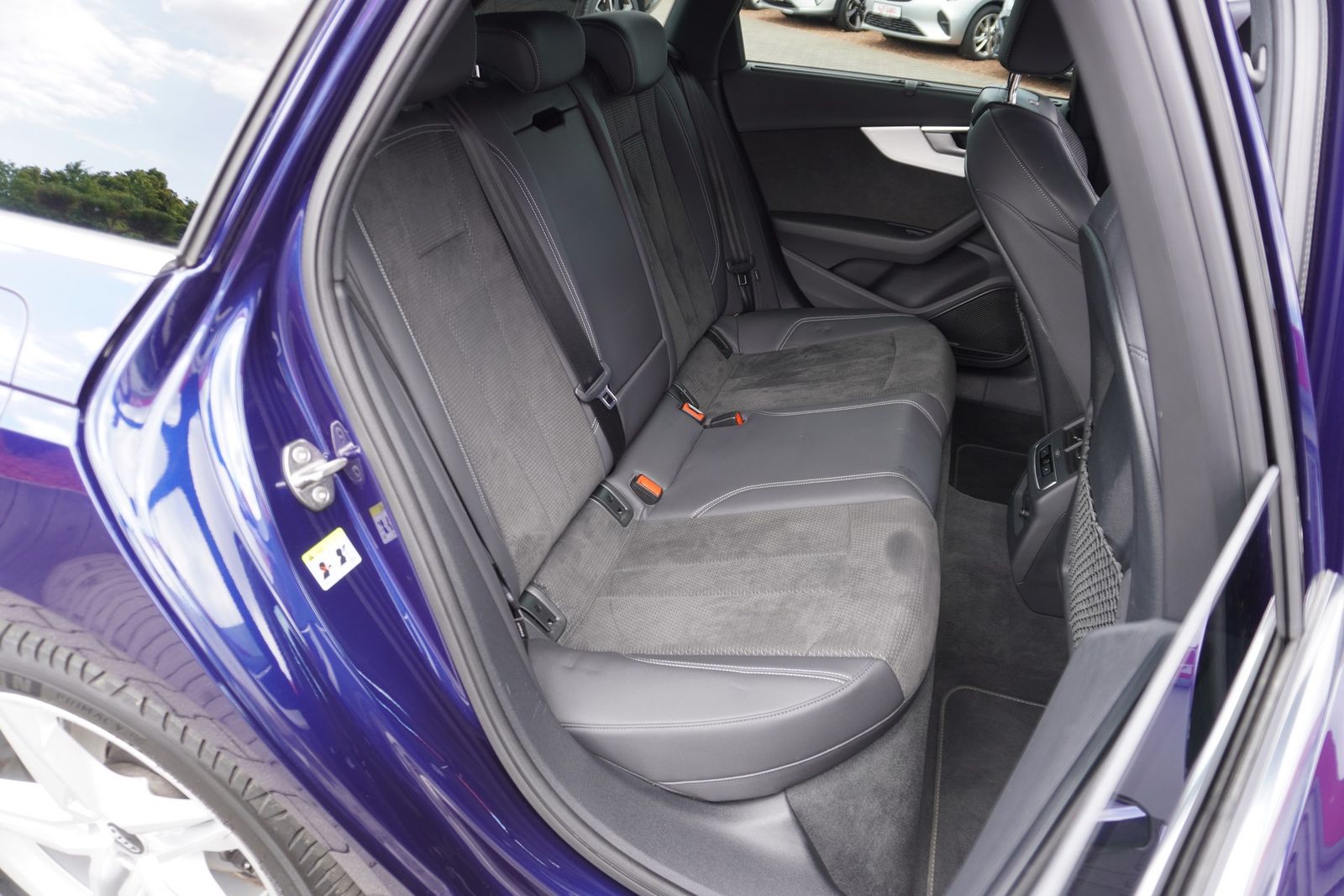 Audi A4 Avant 40 TDI S-Tronic S-Line - Samsaru's Car Outlet