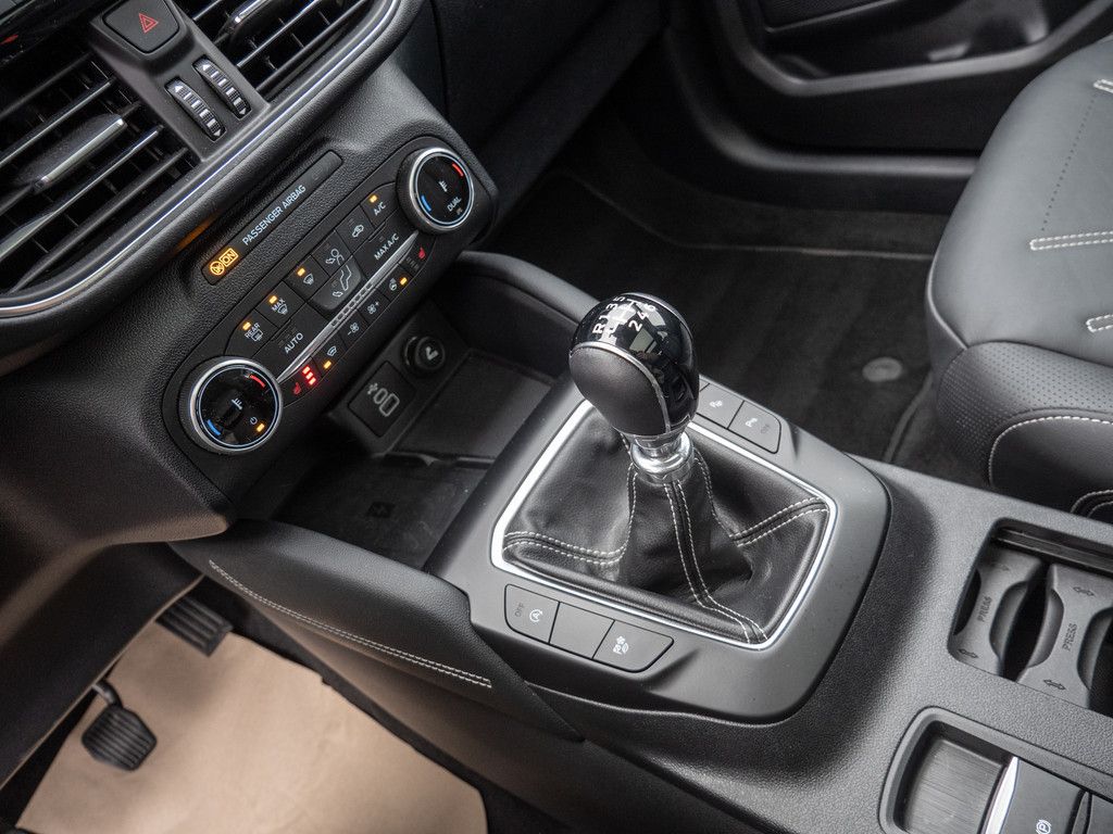 Ford KUGA VIGNALE - Samsaru's Car Outlet