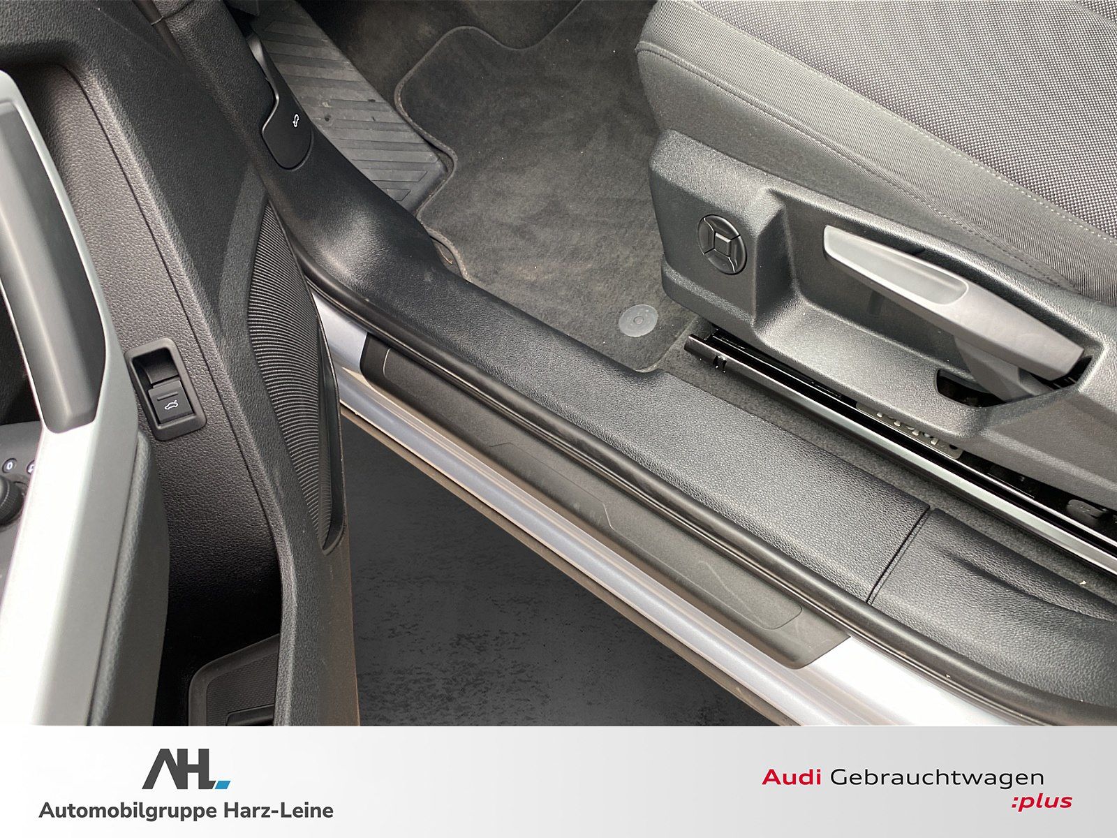Audi Q3 35 TDI quattro S-tronic - Samsaru's Car Outlet