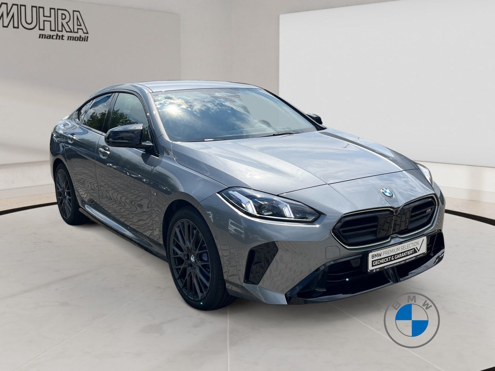 BMW M235 xDrive M Sport 19" Massage Lenkradhzg.