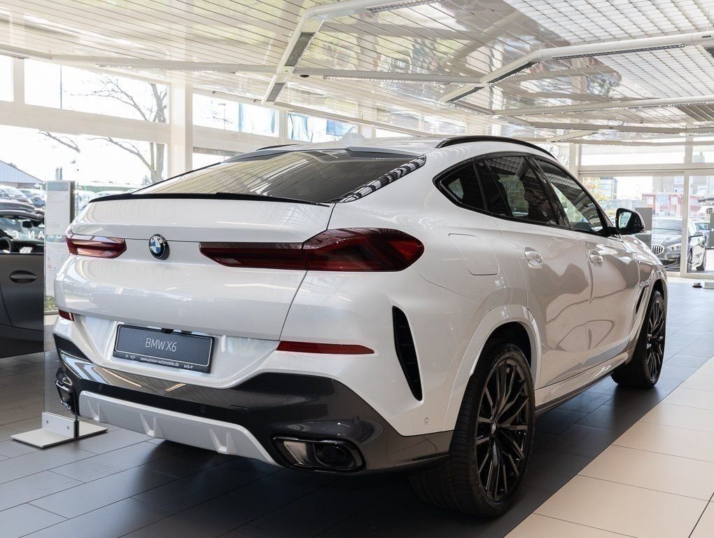 BMW X6 xDrive40d MSportPro PANO AHK H/K PAProf LED