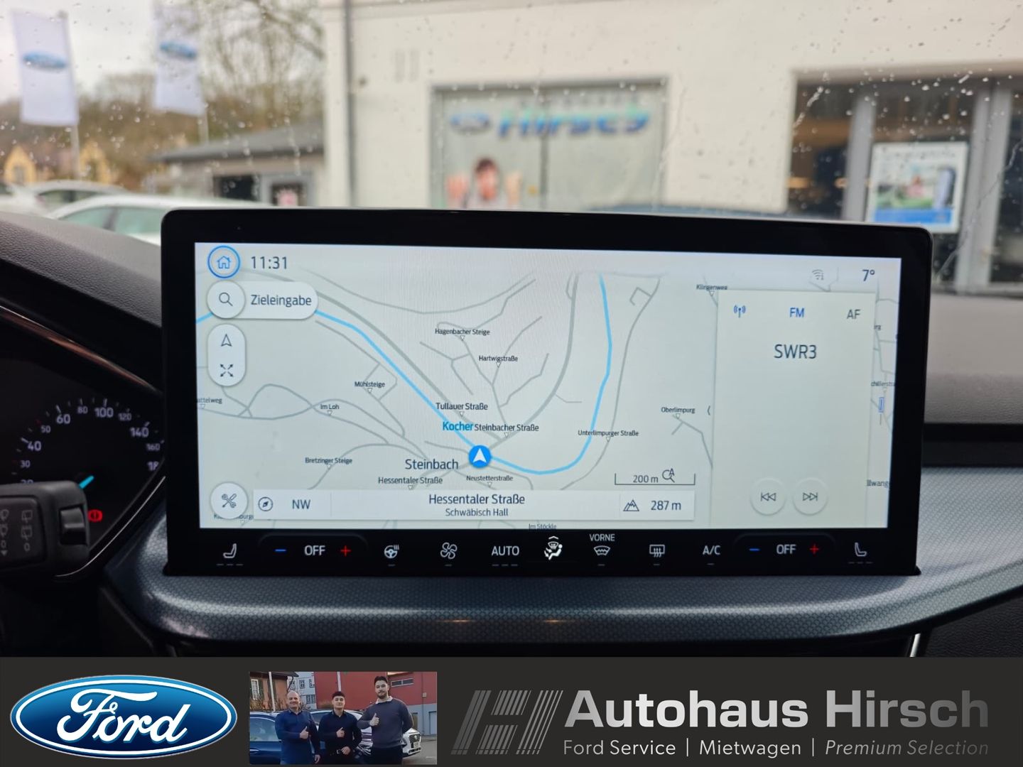 Ford Focus Turnier Active Navi LED ACC Apple CarPlay