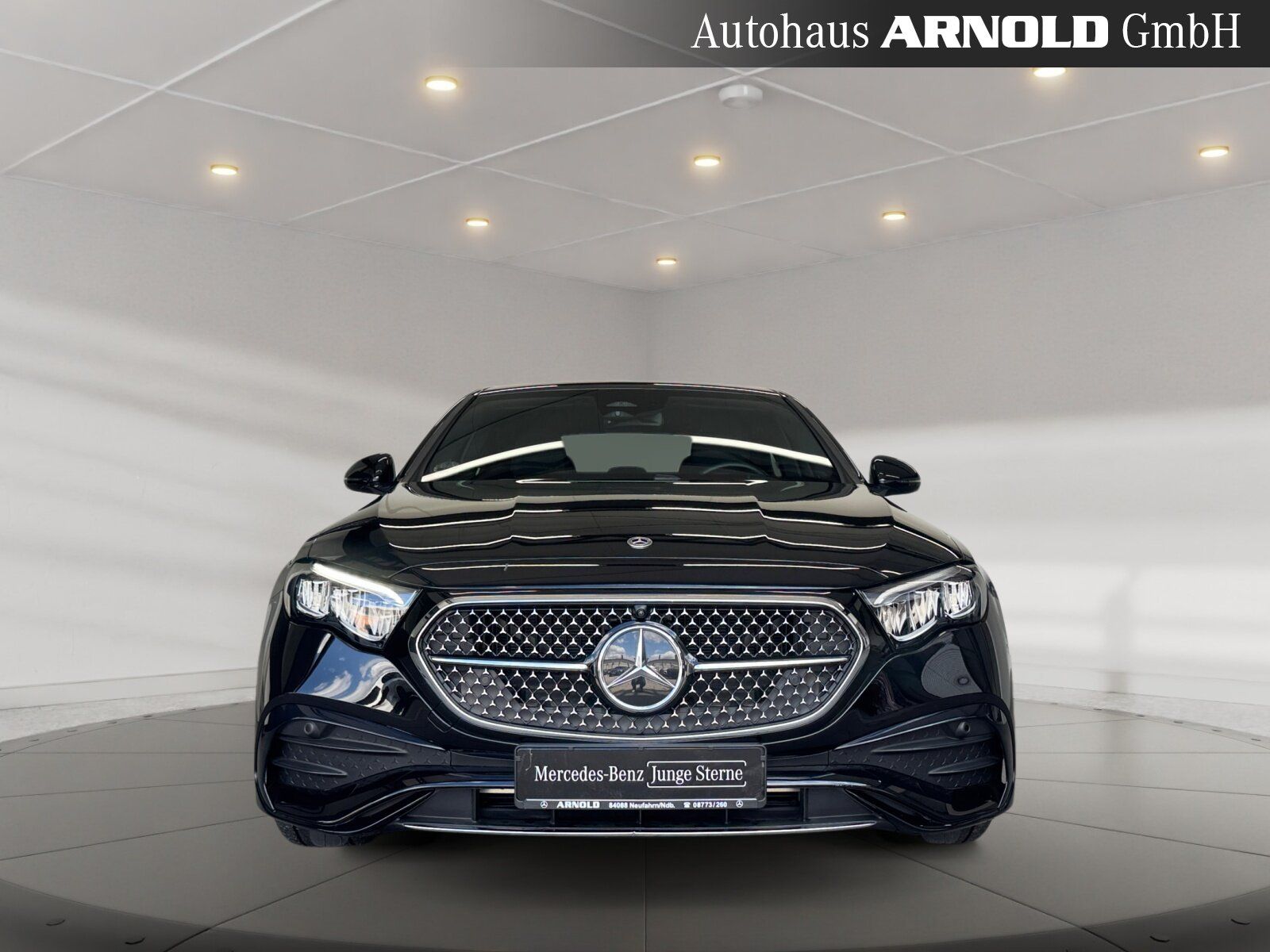 Mercedes-Benz E 220 d 4M AMG-Line SUPERSCREEN 21" 360° DISTR.