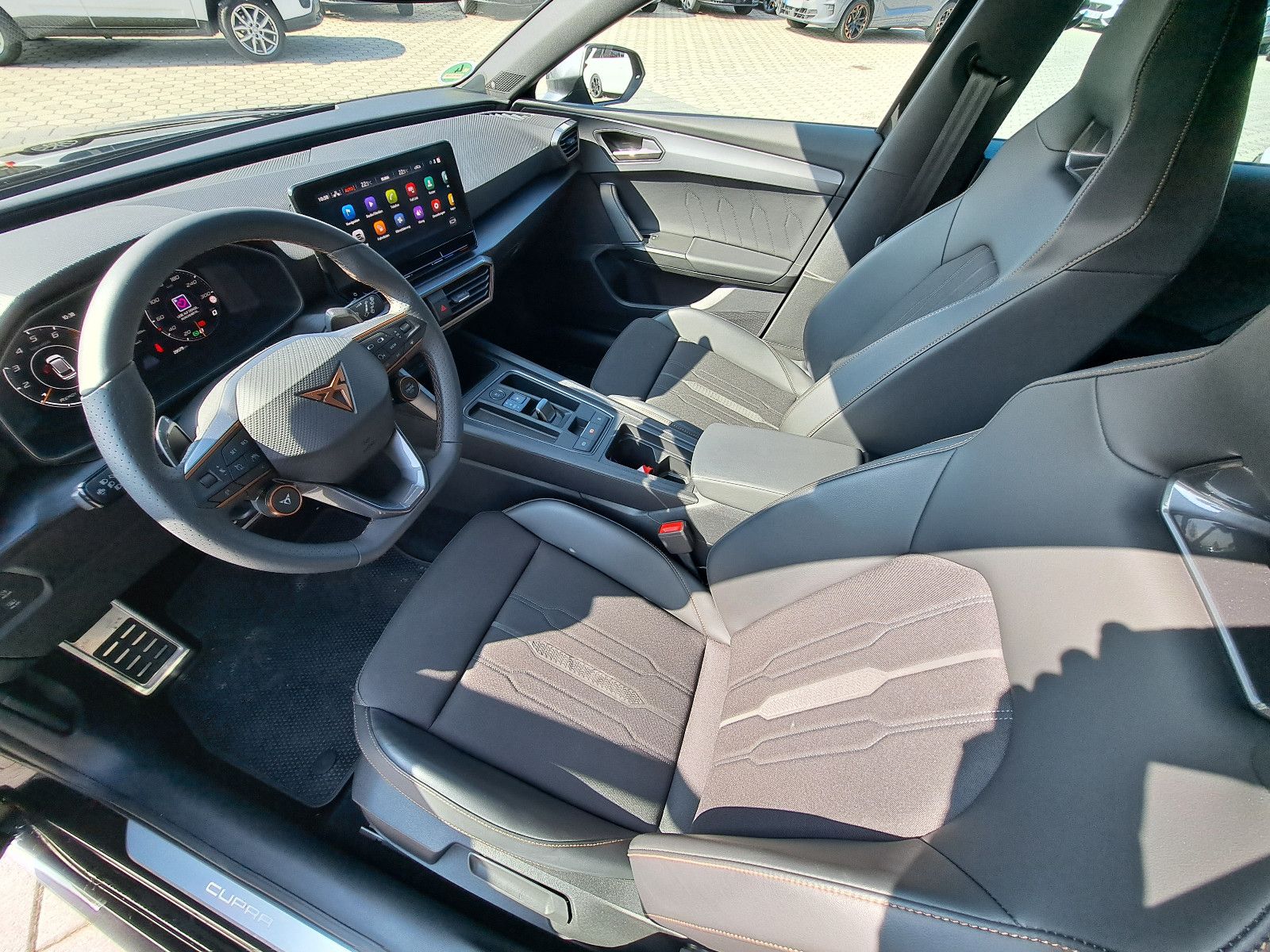 Cupra Leon VZ 2.0 TSI 310 PS 4Drive DSG - Samsaru's Car Outlet