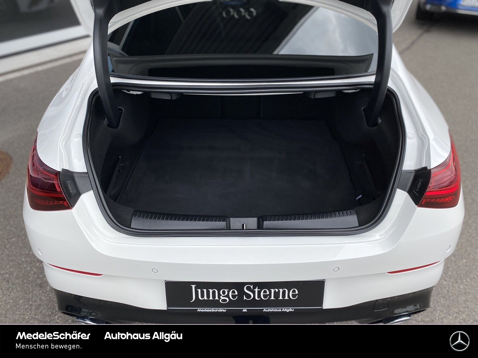 Mercedes-Benz CLA 35 AMG 4M - Samsaru's Car Outlet