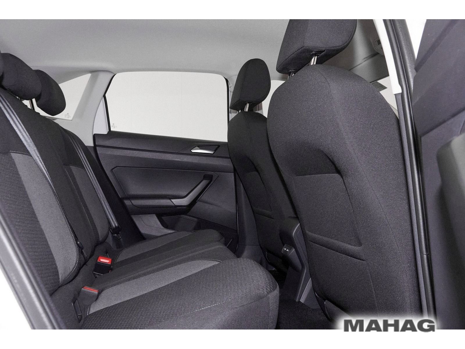 Volkswagen Taigo 1.0 TSI LIFE - Samsaru's Car Outlet