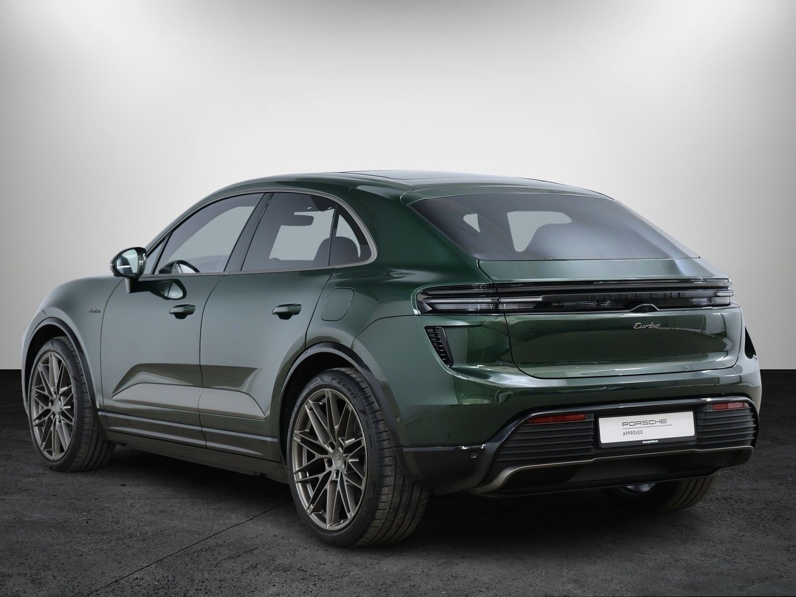 Porsche Macan Electric Turbo